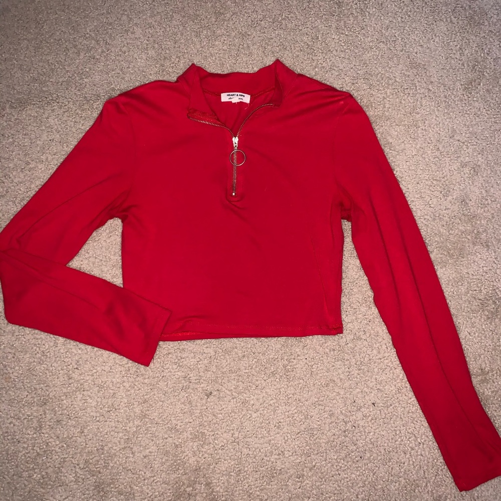Red mock neck half-zip crop